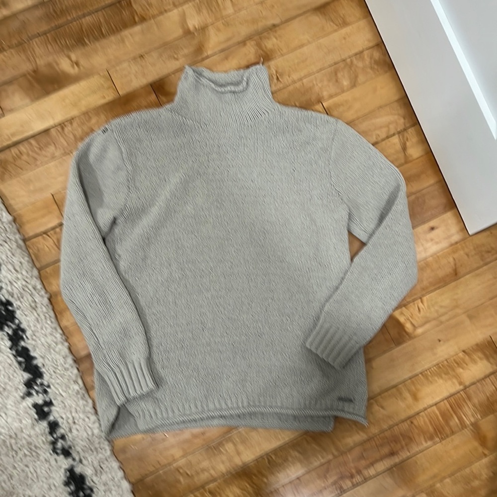 Abercrombie Sweater